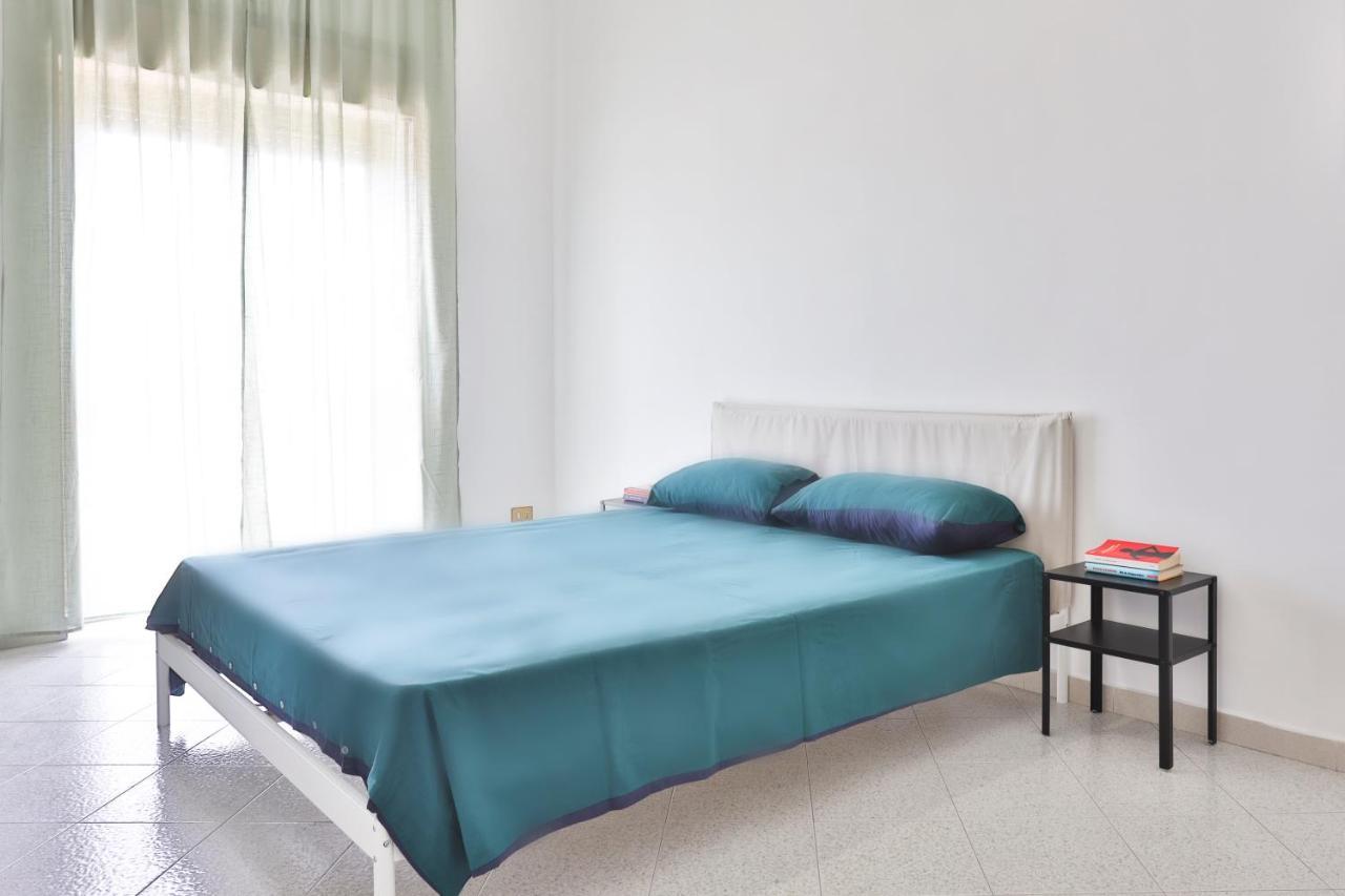 Bright Near The Sea With Parking Salerno